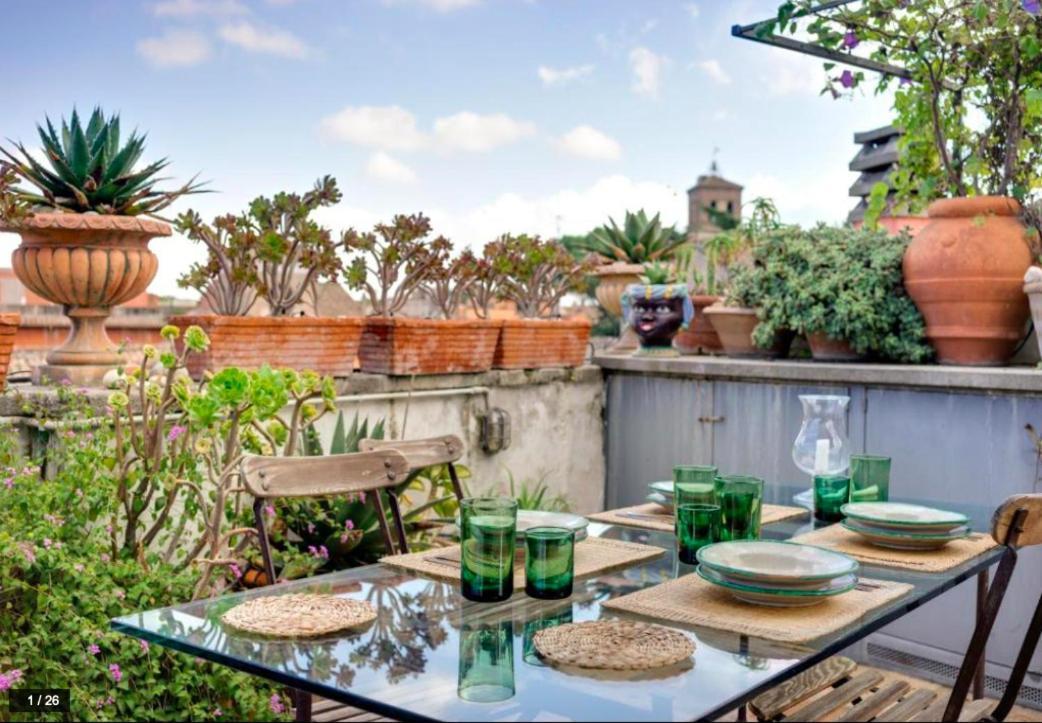 Luxury Art Apartment In Trastevere With Terrace โรม ภายนอก รูปภาพ