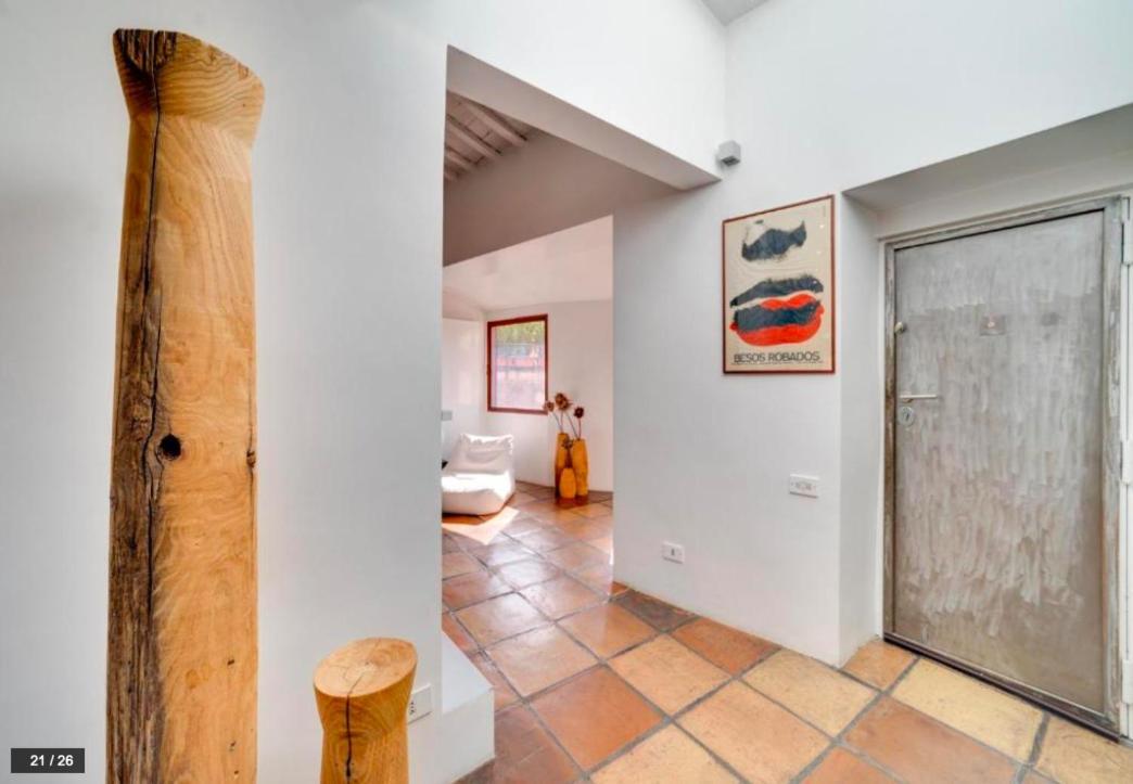 Luxury Art Apartment In Trastevere With Terrace โรม ภายนอก รูปภาพ