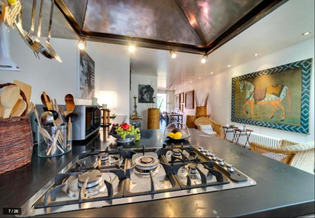 Luxury Art Apartment In Trastevere With Terrace โรม ภายนอก รูปภาพ
