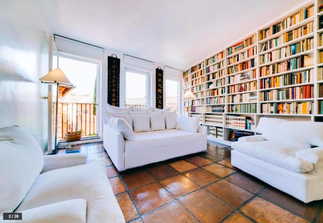 Luxury Art Apartment In Trastevere With Terrace โรม ภายนอก รูปภาพ